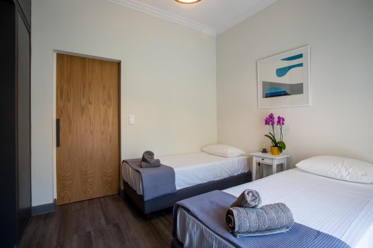 Acropolis Slow Living Apt Under The Parthenon Афины Экстерьер фото