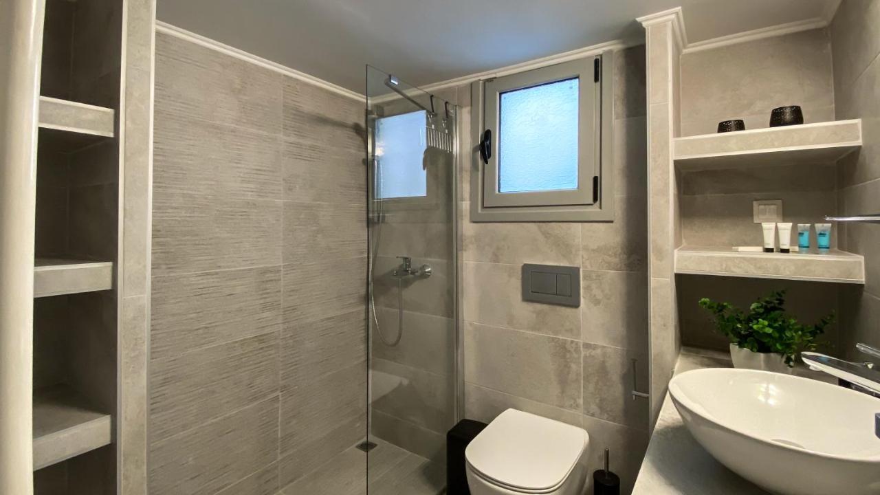Acropolis Slow Living Apt Under The Parthenon Афины Экстерьер фото